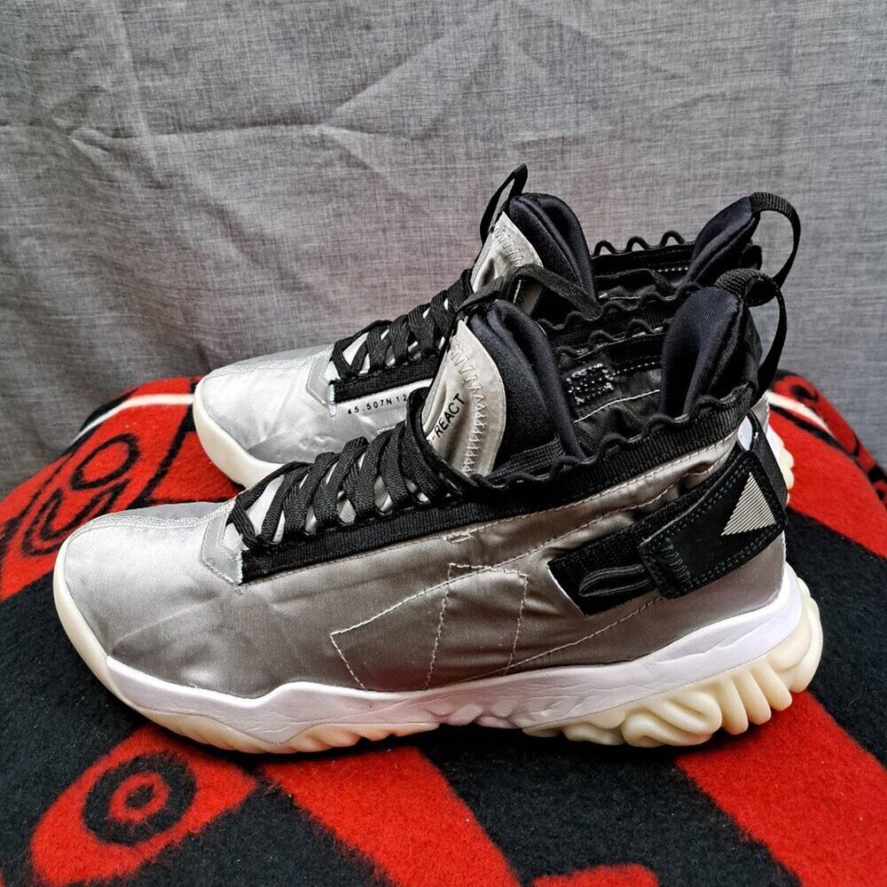 %Size 10.5 Nike Air Jordan Proto React SP BV1654-002 Men's AJ11